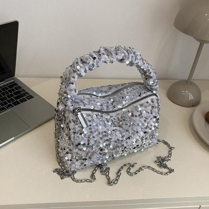 Stylish And Chic Korean Inspired Sequined Small Shoulder Bag For Women In Black And Silver