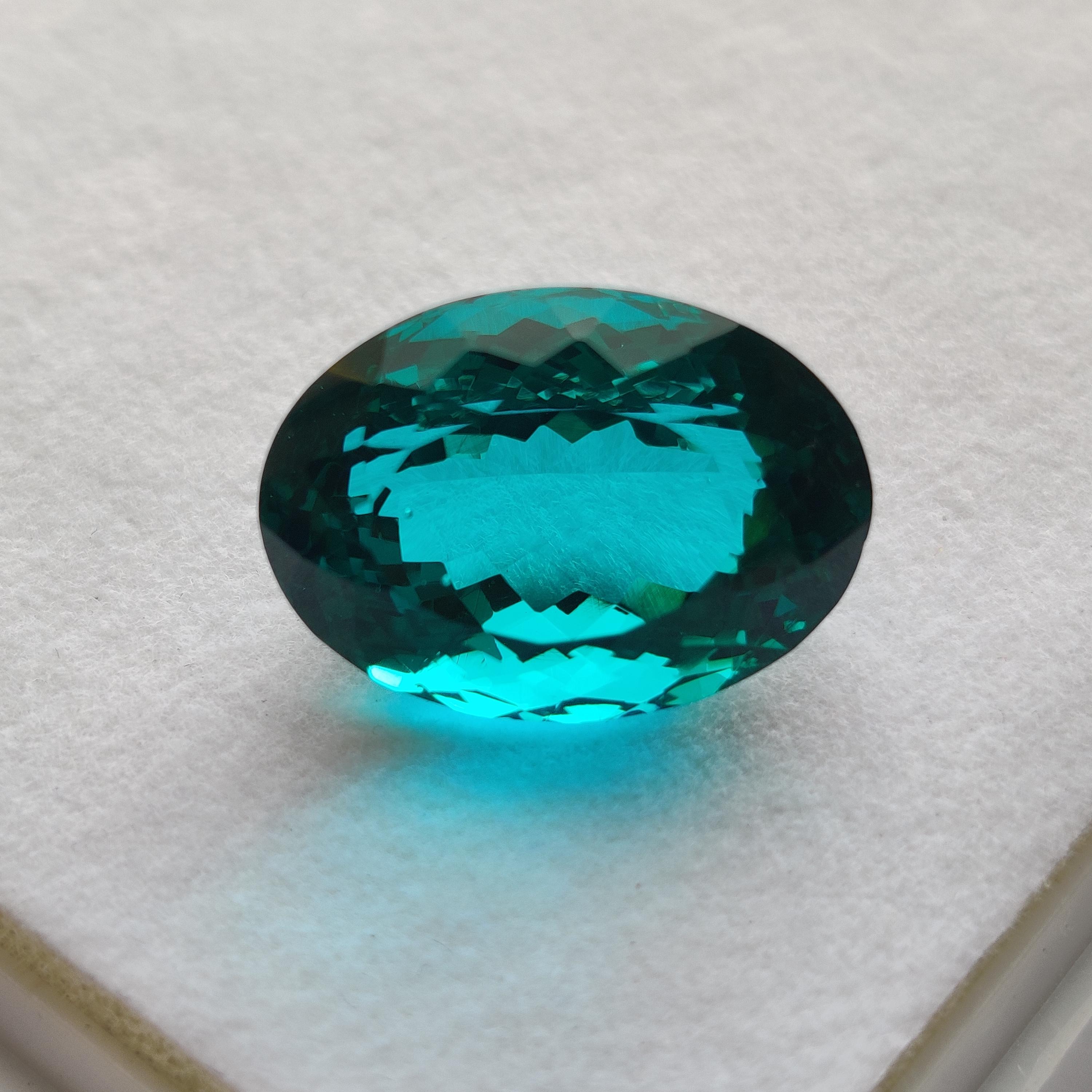 

Лечебный Натуральный Овальный Огранки Натуральный Камень из Стекла, Ограненный Свободный Камень, 24,90 Карата, Камень Размером 21x15x13. 24.90 Carat, 21x15x13 MM