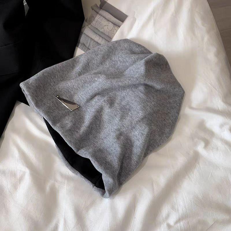 

Loose big head circumference stacked hat children show their faces small lazy wind cover head cold hat confinement hat spring and autumn One Size