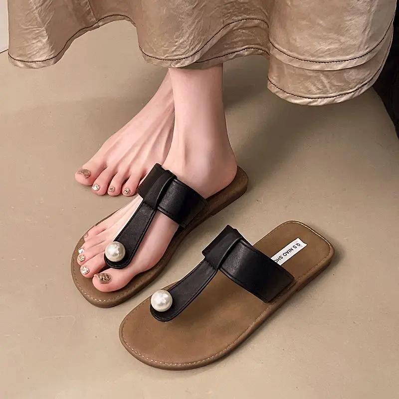 Fashion Women's Flip Flops Slippers and Ladies Sandals Flat Slides Designer Luxury Top Designs Shoes Unique Summer Footwear Sale Pvc 39