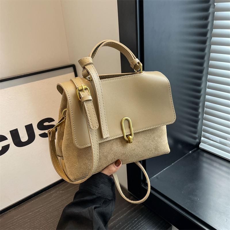 Retro classic small square bag women's trend new commuter shoulder crossbody armpit high texture handbag women