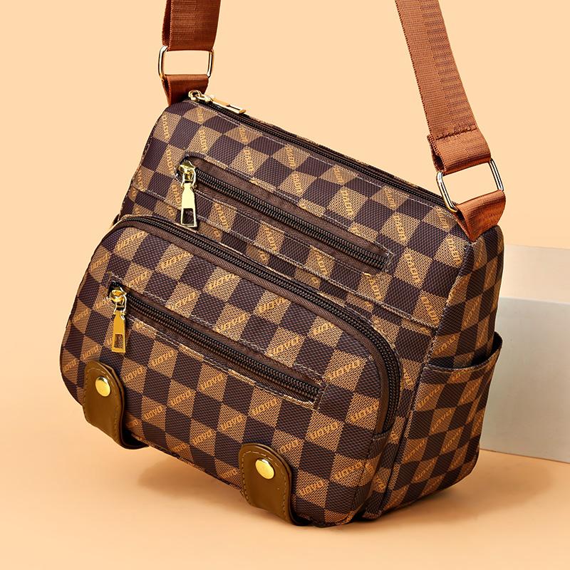 Borsa a tracolla con patta frontale (S) - Donna