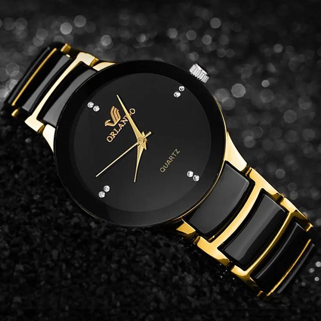 2 Stück-Paaruhren Mode Edelstahlband Herren Damen Analog Quarzuhren Set