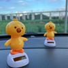 Solar Powered Swinging Chicken Car Dashboard Decoration Creative Cartoon Accessories Gift Interior Doll Car Q8E0