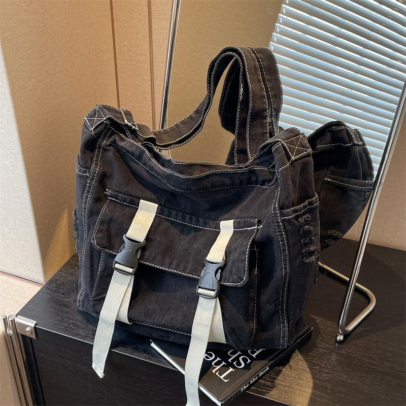 Large Capacity Denim Messenger Bag for Women Crossbody Bag for Students Single Shoulder Tote Bag