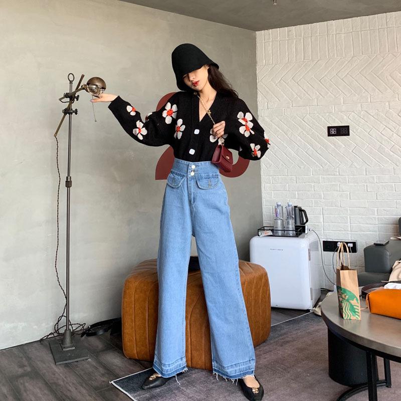 Spring and Autumn Women's College Style Flower Knitted Jacket Loose V-neck Autumn and Winter Thick Sweater Cardigan Women's Tops Short Section