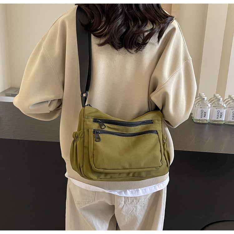 2025 New Casual Simple Canvas Women's Bag Solid Color Spring Versatile Shoulder Bag Large Capacity Trendy Messenger Bag Bag