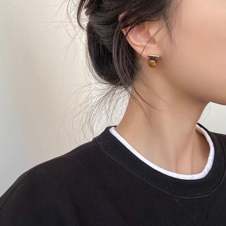 Muted Color Geometric Silver Stud Earrings - Retro Autumn/Winter Style