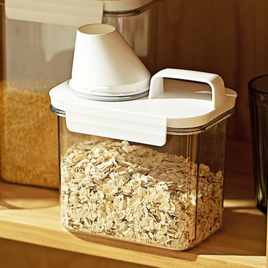 Luftdichter Lebensmittelaufbewahrungsbehälter Kunststoff Küchen Organizer Behälter mit Ausgießnase und Messbecherdeckel für Trockenfutter Reis Zucker Tierfutter