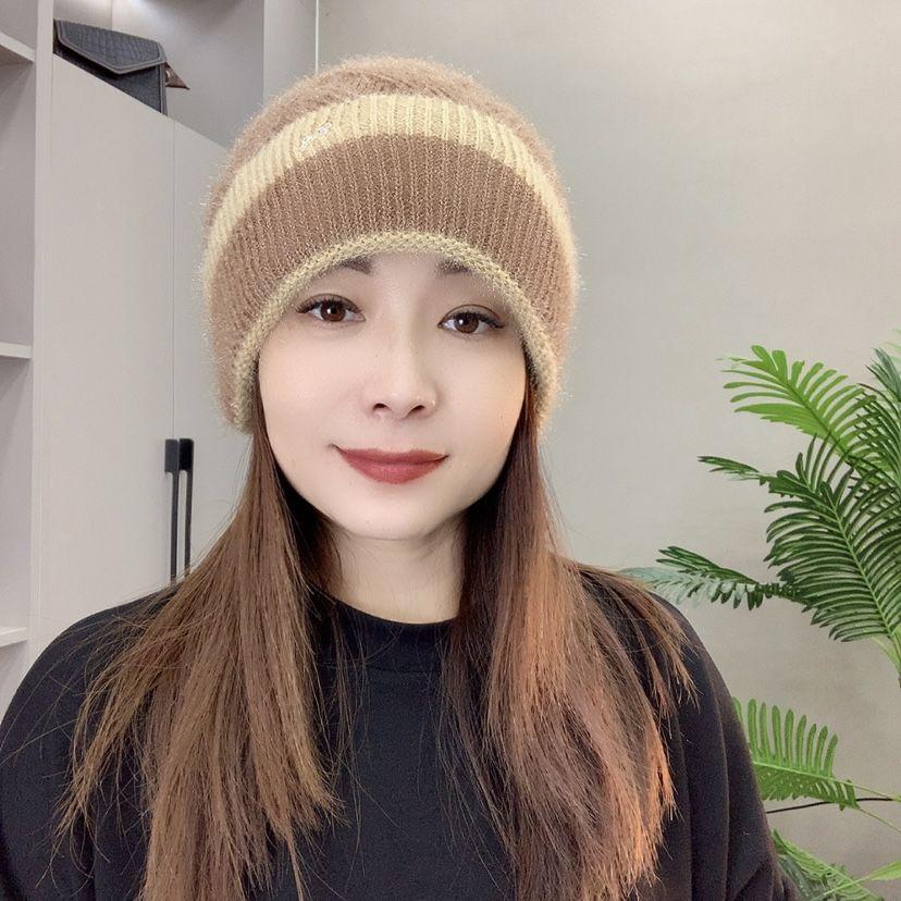 Women's Hat Winternew Arrivalknittingfashioneasiest for Matchcontrast Colorstripes Beilei Hat Double Layerthickened