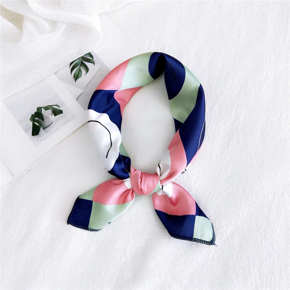 50 Seiden-Carrés: Vielseitige Frühlings-/Sommer-Halstücher für Damen - Koreanischer Stil