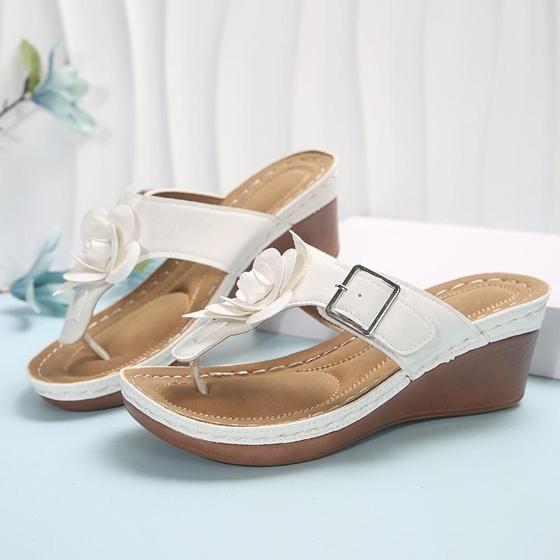 

Lucyever Модные шлепанцы на высоком каблуке с пряжкой, женские летние тапочки с цветочным декором, женские тапочки на танкетке, нескользящие пляжные сандалии с клипсой 36