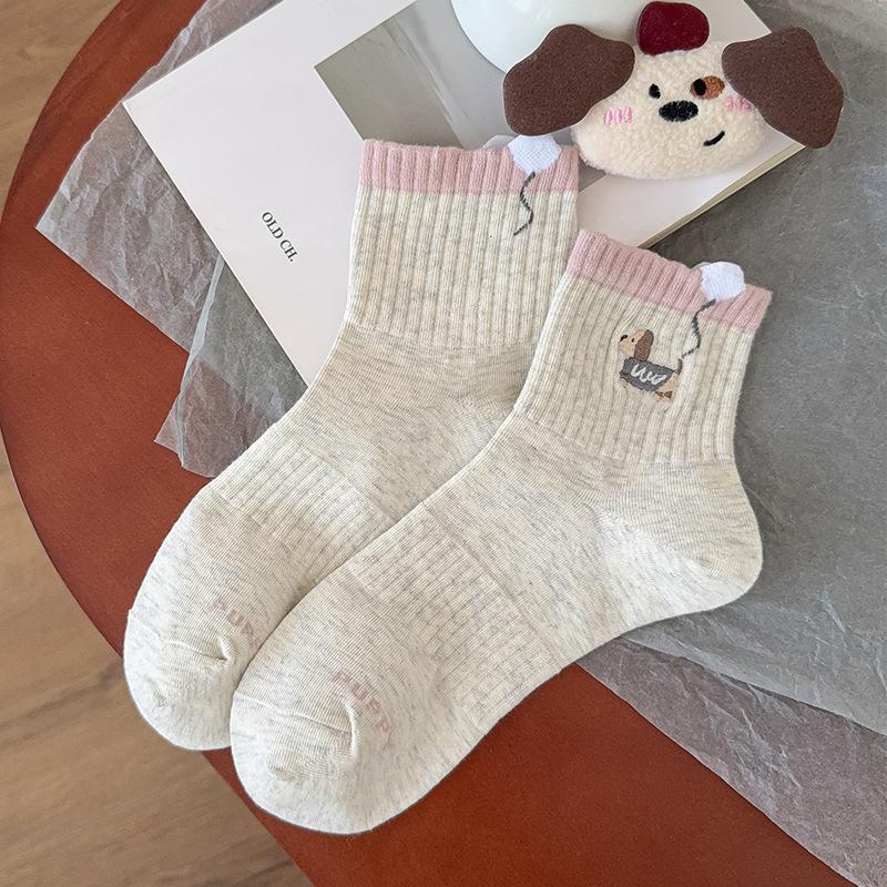 

Серые носки с щенками для женщин Осенью и Зимой, женские цветные спортивные носки до середины икры, модные и милые хлопковые носки с вышивкой 1 pair