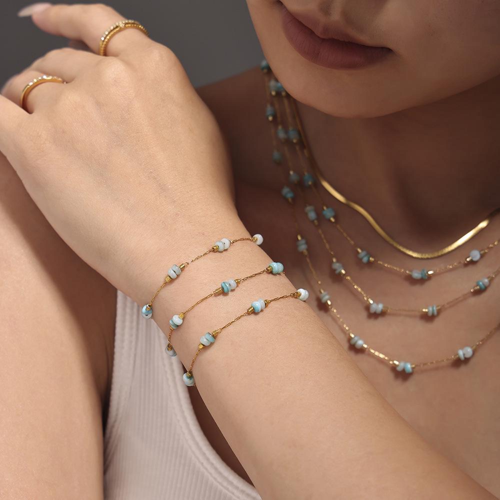 Qiong Yao Tianhe Stone Layered Clavicle Necklace: Light Luxury Double-Layer Stainless Steel Blade Chain for Women