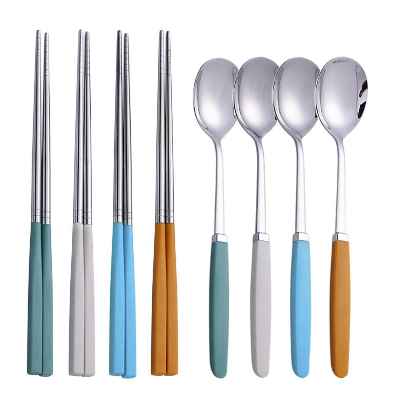 

Набор корейской посуды Набор столовых приборов из нержавеющей стали 304 Высококачественный обеденный набор Набор ложек и палочек для еды Посуда 8 шт. Наборы столовых приборов