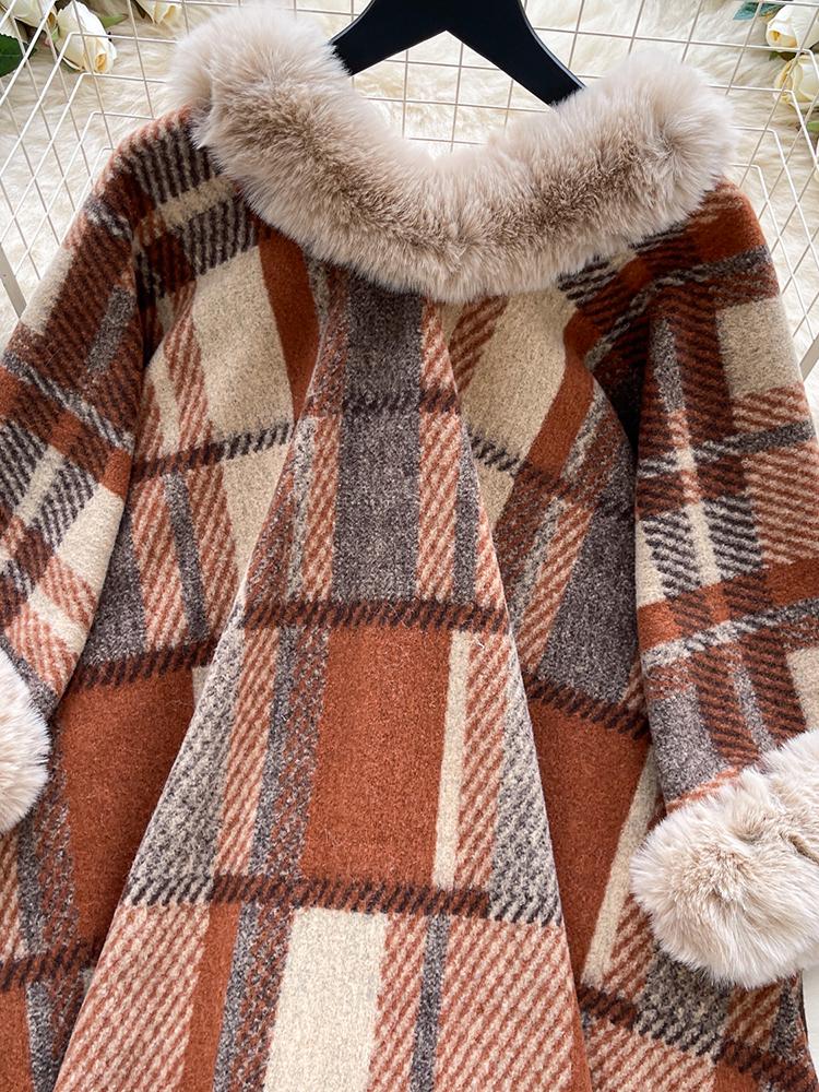 Autumn Winter Vintage Outerwear with Fur Collar Knitted Cardigan Tops for Women Loose Elegant Plaid Shawl Cloak Coat L66