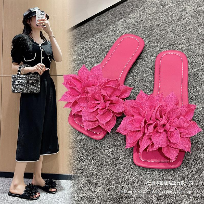 French retro niche design open-toed half-slippers women's outer wear 2025 summer new flat-bottomed versatile sandals