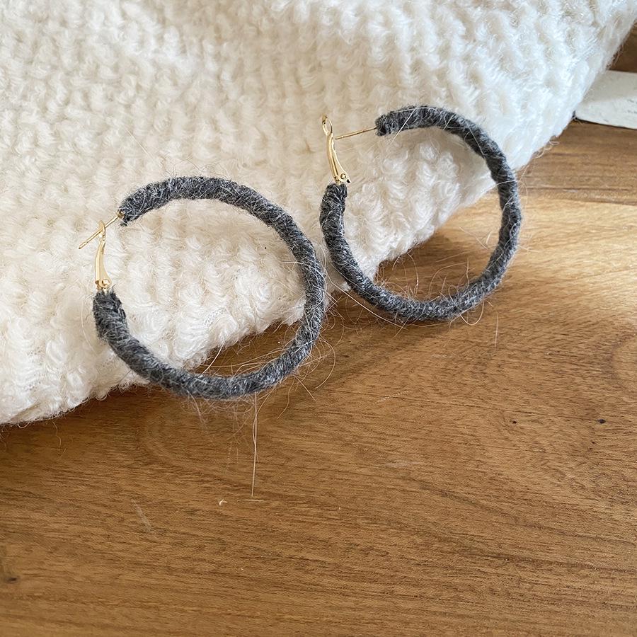 Handmade Knitted Wool Hoop Earrings: Autumn/Winter Fashion, Versatile & High-End Style for Women