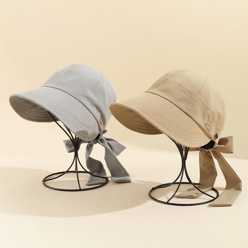 Quick-drying peaked cap for women in spring and summer, can hang masks to show their faces, small visor, outdoor UV-proof equestrian hat