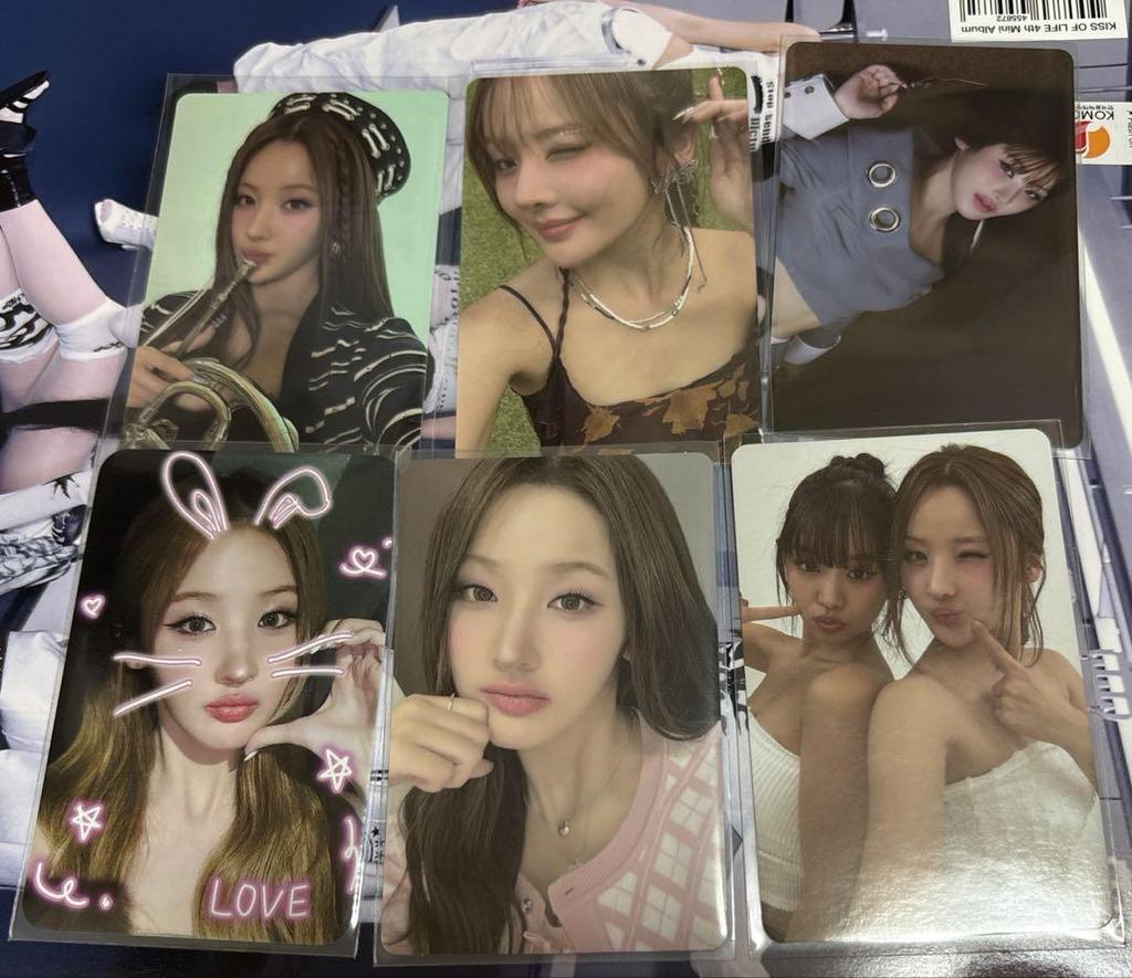 [USED] Bell included bonus trading card kiss of life makestar