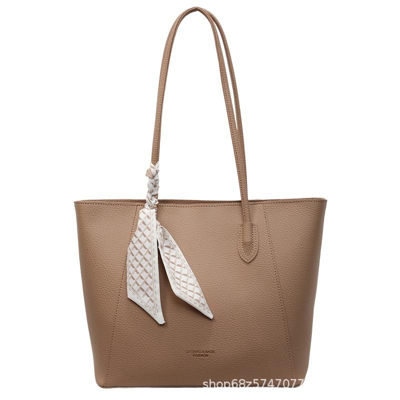 Simple Retro Bag Women's Large Capacity 2025 New Casual Fashion Versatile Shoulder Bag for Work Commuter Tote Bag