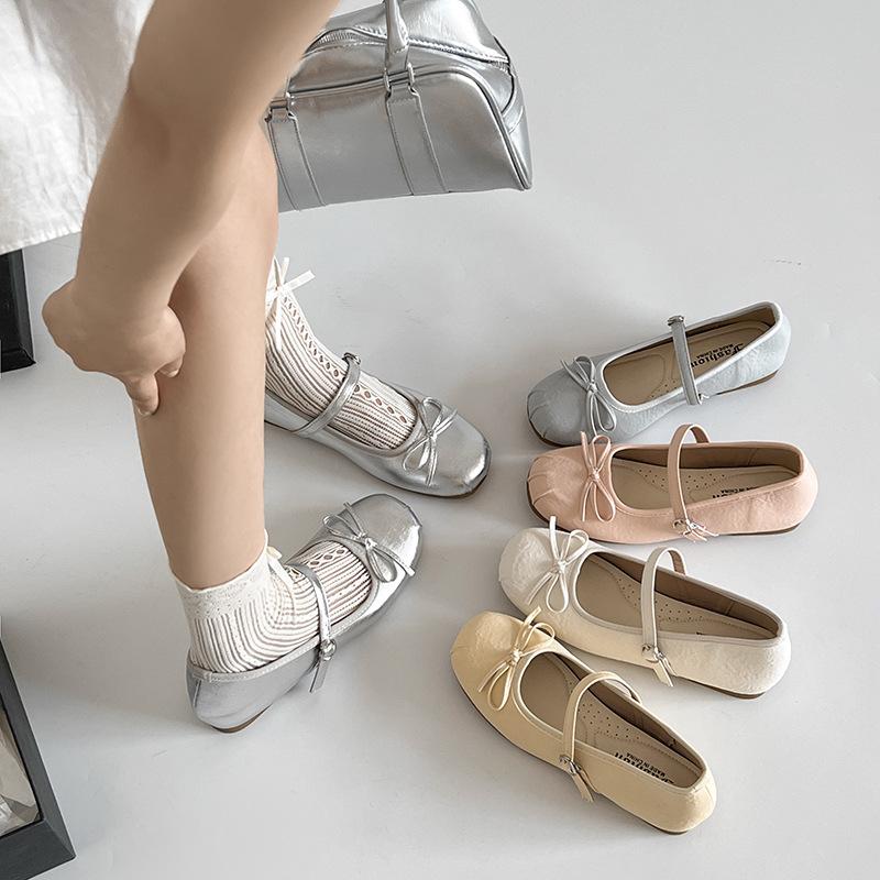 Inner height increase single shoes women's 2025 spring new Korean version grandma shoes elastic band word with bow Mary Jane shoes
