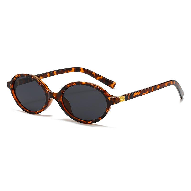 2025 Glasses Frame Nerd Oval Fashion Flat Mirror  Version Versatile Plain Faced Women's