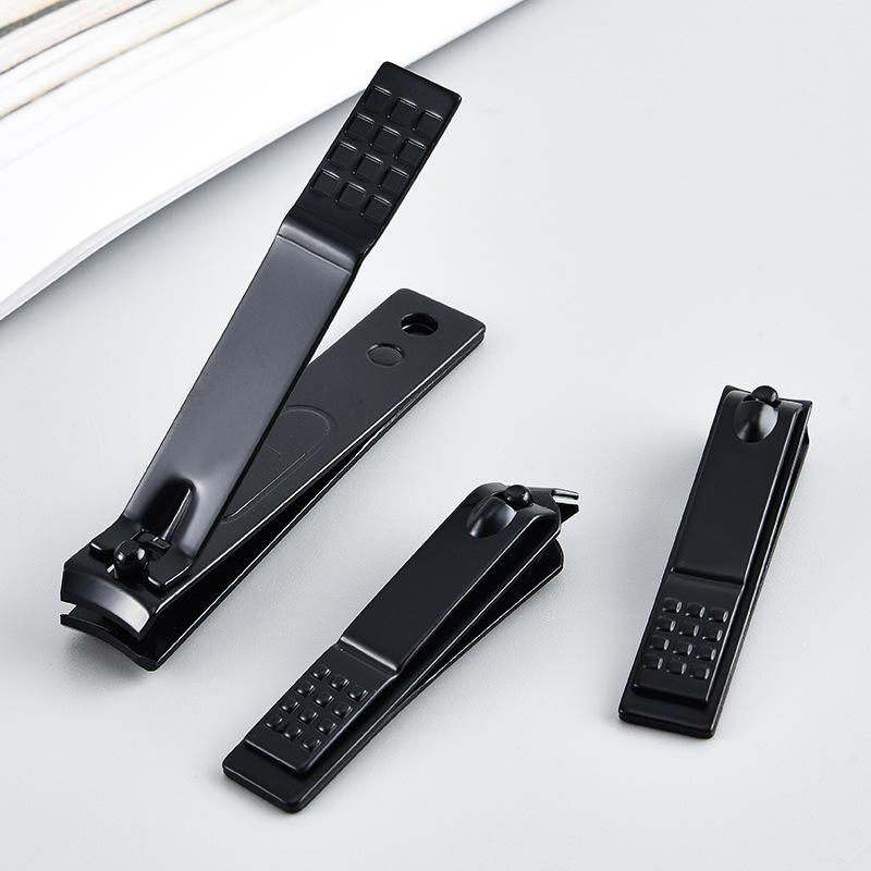 18-Piece Black Manicure Set: Nail Clippers & Art Tools