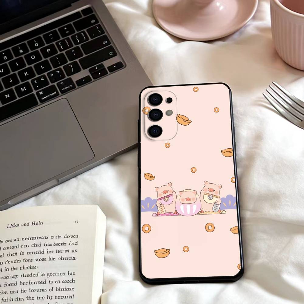 LuLu the piggy Phone Case For Samsung S25,24,23,22,30,21,10,9,Ultra,Plus,Lite,FE,4,5 G Soft Black Case