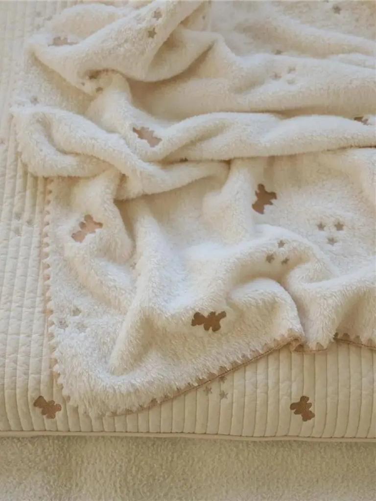 Baby Blanket Spring Autumn Winter Baby Cover Blanket Coral Fleece Blanket Kindergarten Kindergarten Quilt Home Warm Blanket