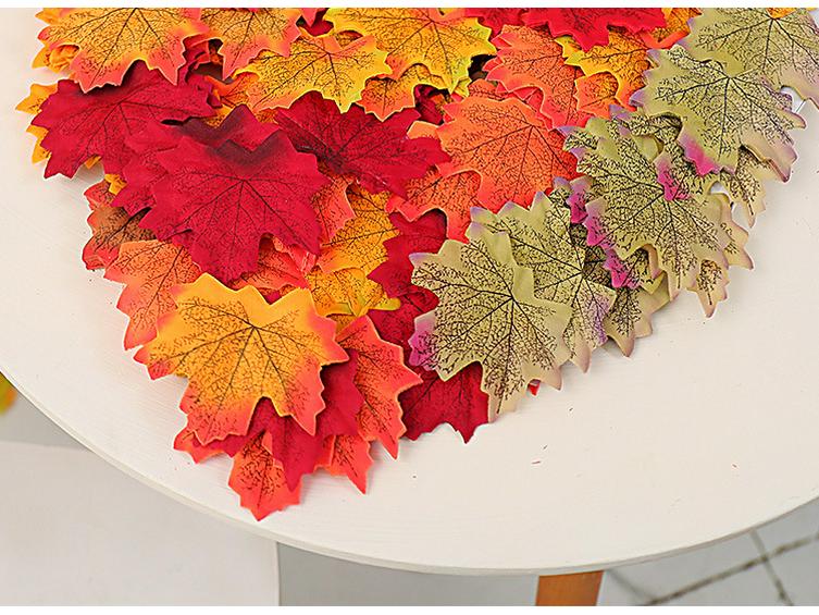 Artificial Red Maple Leaf & Green Leaves Decoration for Kindergarten, Shop Windows, and Landscaping