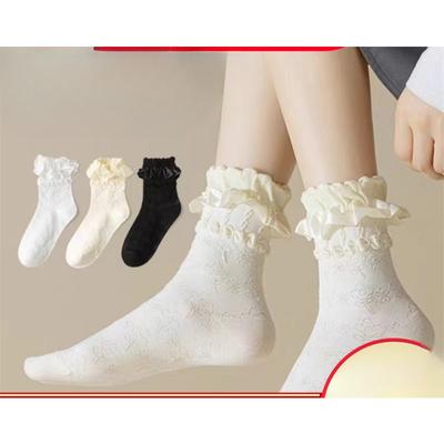 Weiße Socken mit Spitzenbesatz, Sommerliche dünne mittellange Socken, Lolita Prinzessinnen-Socken, Lange Strümpfe