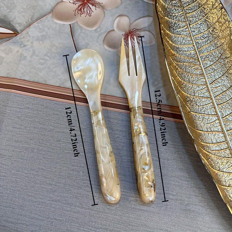 

2 шт./набор, ложка-ракушка, вилка-ракушка, акриловая ручка, подходит для фруктовой вилки, чайной вилки, длина 12 см, изысканная декоративная посуда Pack of 2 бежевый