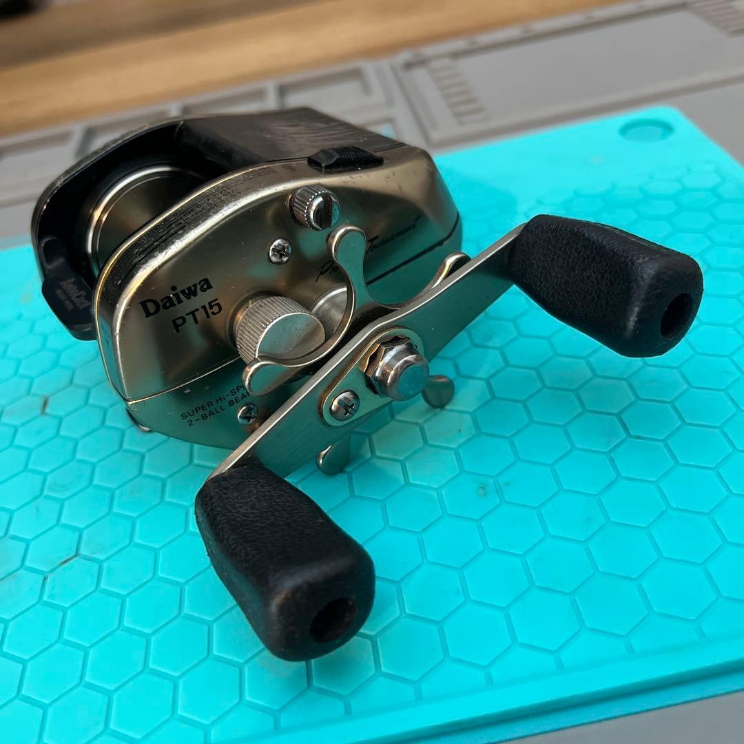 Used Daiwa Procaster Tournament PT15 bait reel