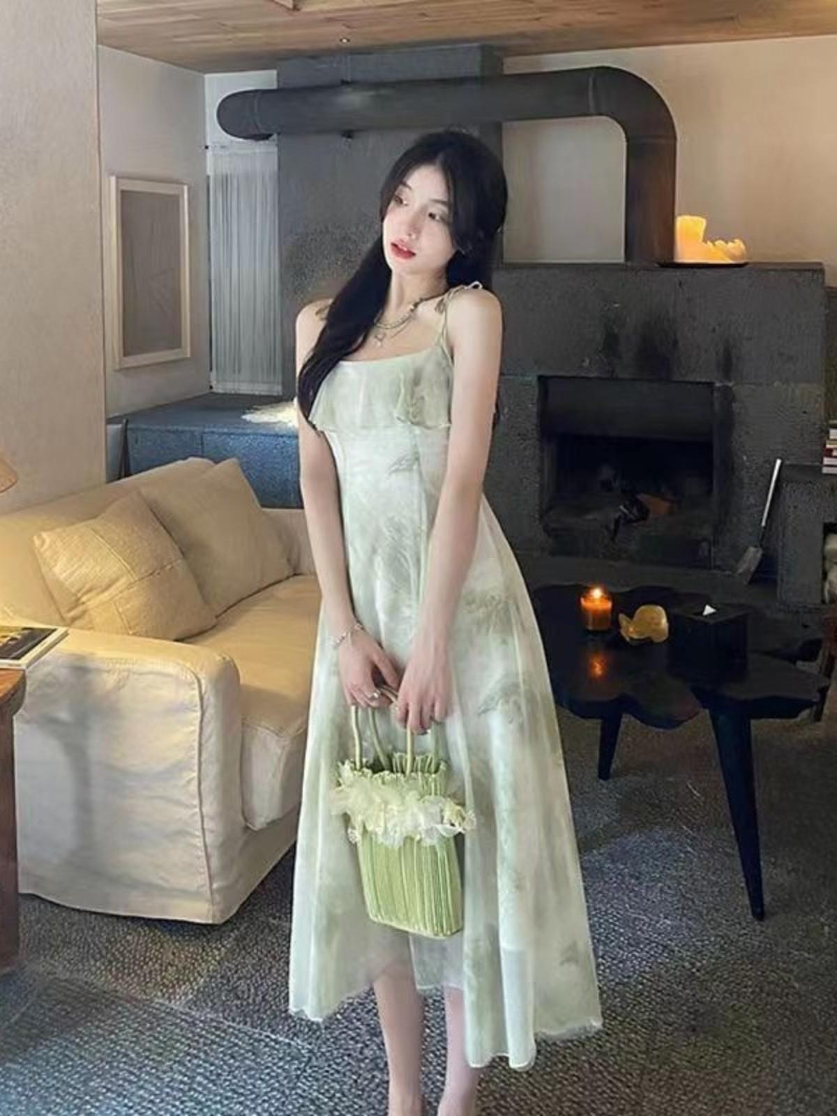 

Летнее платье-сарафан длинное без рукавов сексуальное M зелёный