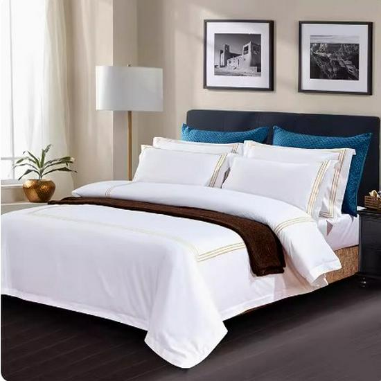 60s Embroidered All-Cotton Sateen Bedding Set - Four Pieces