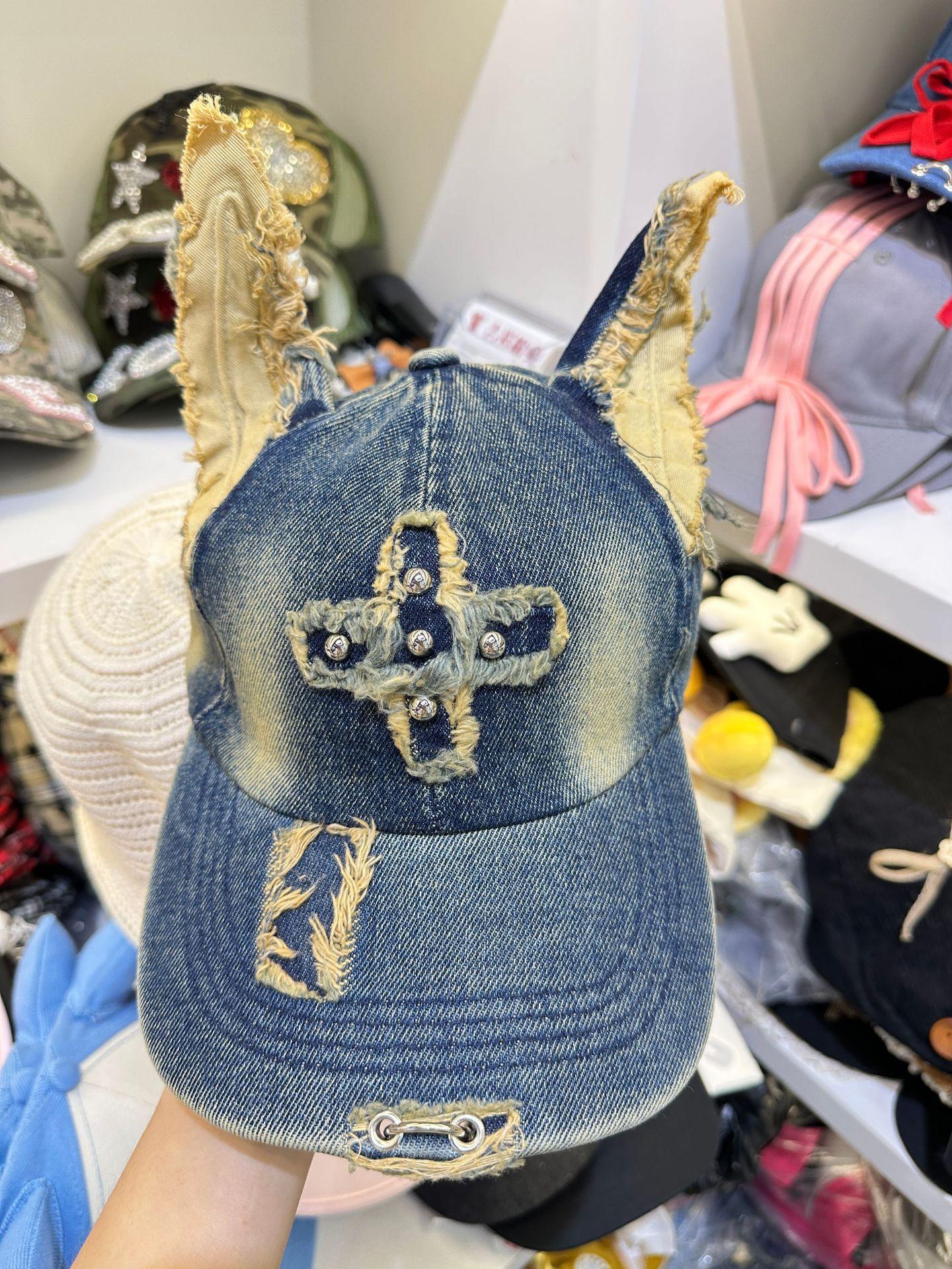 Wasteland Wind Y2K Doberman Ears Washed Denim Baseball Cap Female Niche Ripped Cap Male