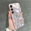 Perlmutt Weiches Blatt Tapeten ein Schimmerndes Rosa Glas Handyhülle für Samsung Galaxy S26 S26 Ultra S25 Plus S25 Ultra