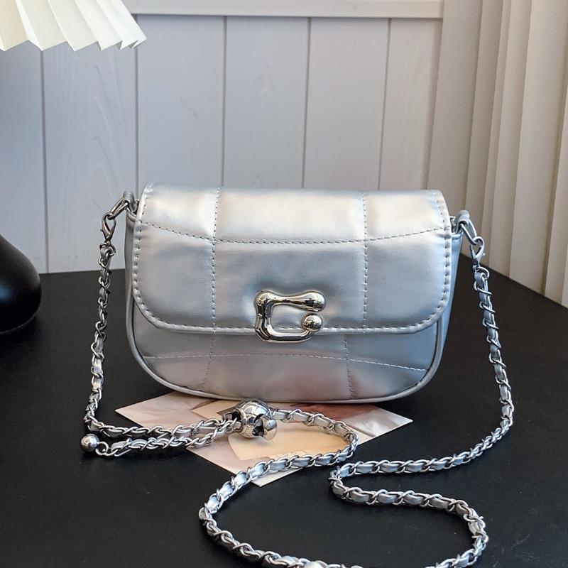 Niche Design Silver Premium Texture Chain Bag Spring New Versatile Commuter Shoulder Messenger Bag
