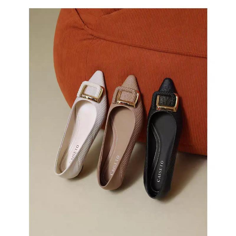 Fashion 2025Women's Spring Autumn Soft Leather Woven Embossed, Elegant & Stylish, Soft Sole & Surface, Versatile Low Heel Single Shoes