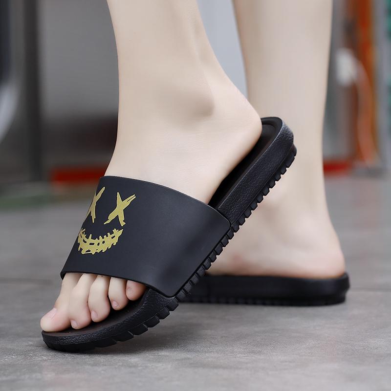 Letní svrchní oděvy Trendy módní Pánské pantofle měkké spodní protiskluzové pantofle