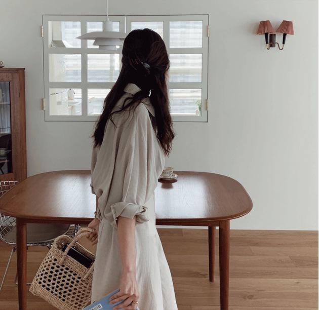 2026 Spring/Summer French Retro Over-the-Knee Lace-up Dress with Batwing Three-Quarter Sleeves