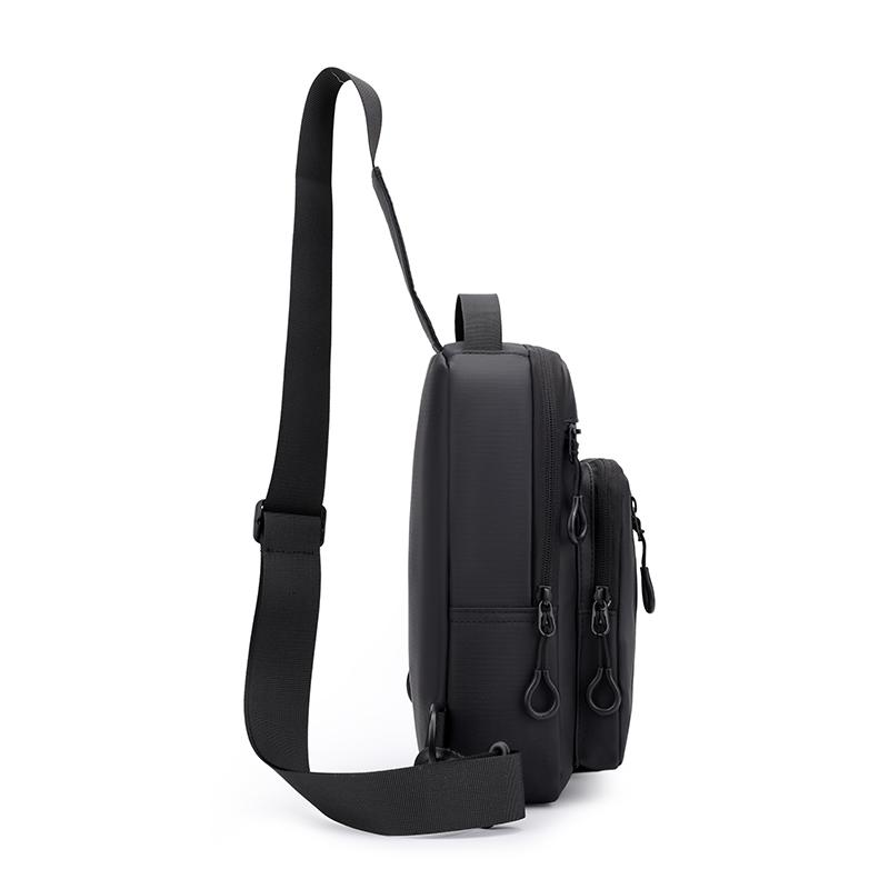 Men's Chest Bag Multifunctional Lightweight Large Capacity Commuting Nylon Outdoor Crossbody Bag