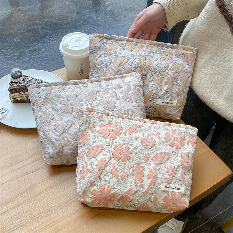 Simple Sweet Pink Flower Embroidered Clutch Cosmetic Bag Makeup Bag Square Canvas Zipper Bag Travel Portable Makeup Organizer