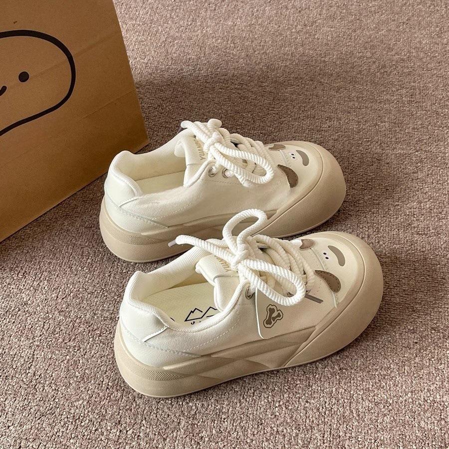 Dopamine Big Head Canvas Shoes Women's 2025 New Spring Versatile Platform White Shoes Niche Shoes Bread Shoes
