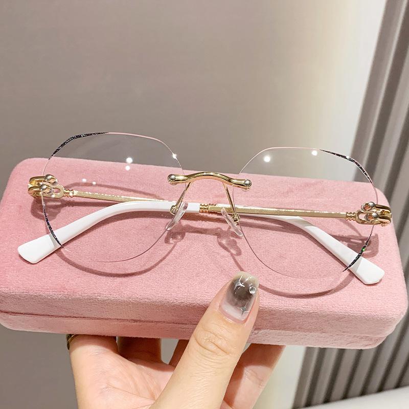 Photosensitive Color-Changing Reading Glasses Frameless Marine Slice Trimmed Reading Glasses Day And Night Elderly Glasses