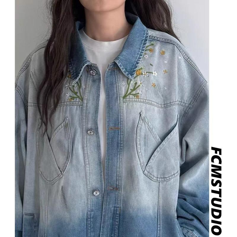 Unisex Retro Floral Embroidered Gradient Denim Jacket