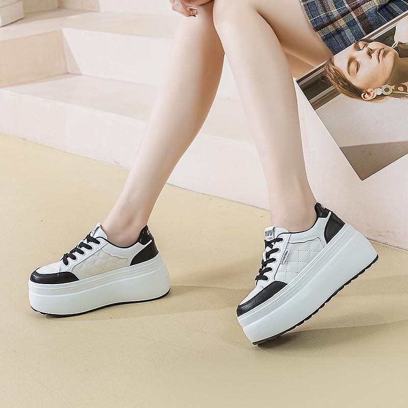 Panda Color Scheme Platform Single Shoes Women's Spring and Autumn 2025 New Little White Shoes Casual Small Fragrant Wind Board Shoes Popular Wome