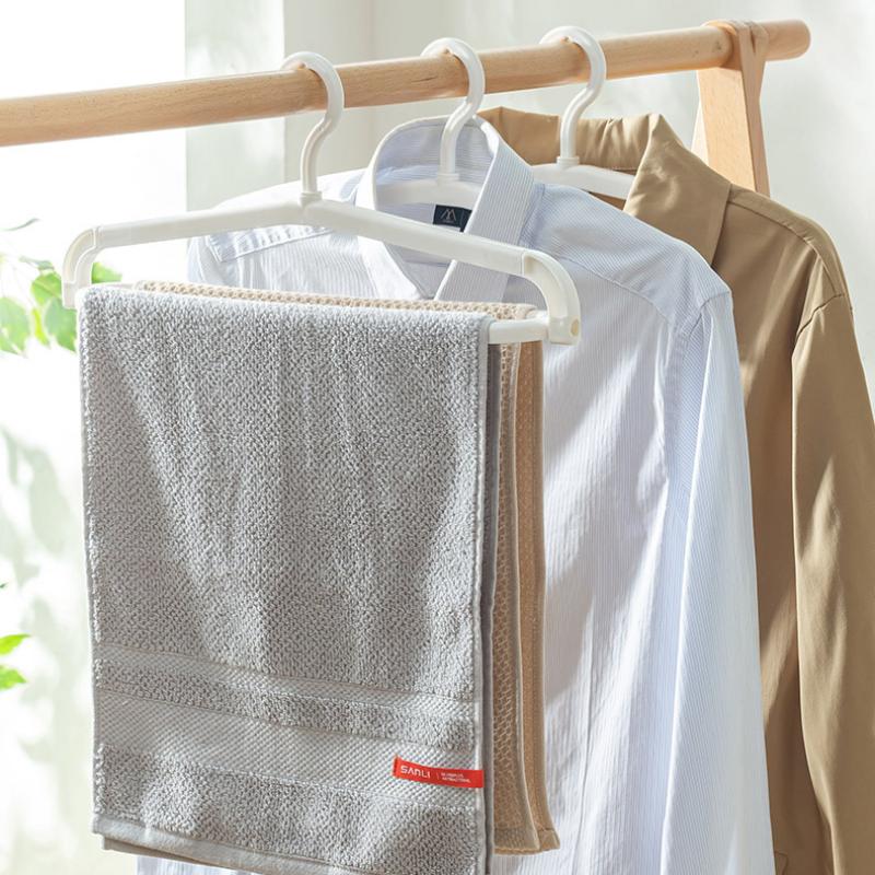 Stretchable Clothes Hanger With Extendable Arms For Bed Sheets Blankets Towels Adult Child Baby Laundry Drying Space Saving
