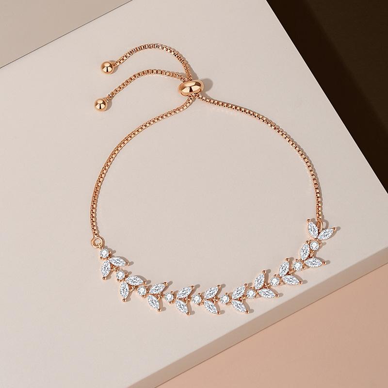 Justerbart utdragbart roséguldveteörhängearmband för kvinnor med lätt lyxigt moderiktigt zirkonsmycke